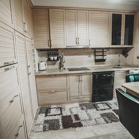 Oezel Havuzlu Genis Ferah Bahceli Muestakil Villa * Belek